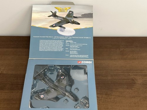 Corgi aviation hawker hunter - corgi aviation,
