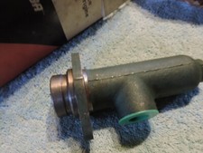 Maitre cylindre citroen HY -