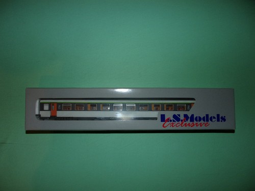 Models voiture voyageurs - models,