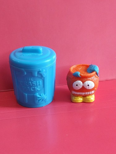 Figurine poubelle bleues - poubelle,