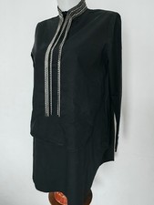 Tunique noire élégante Col montant détails brillants, coupe longue chic