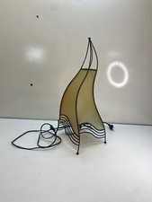 Oriental lamp works in good condition just 1 small crack on the side