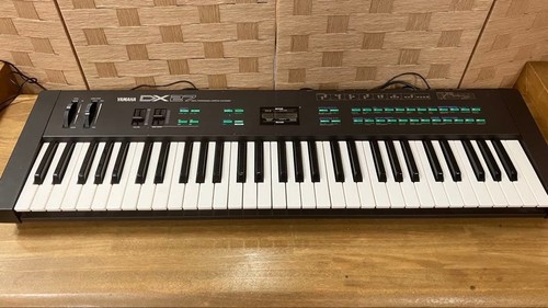 Yamaha dx27 synthétiseur - yamaha,