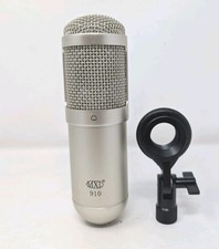 MXL 910 Voice/Instrument Medium Diaphragm Cardioid Condenser Microphone
