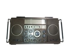 GRUNDIG SATELLIT 2400 à