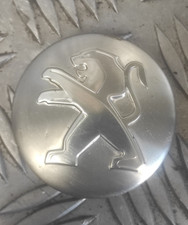 Cabochon centre roue jante alu