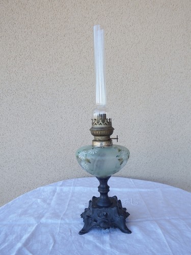 Lampe pétrole pied - lampe,