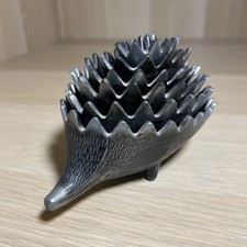 Cendriers hérisson vintages