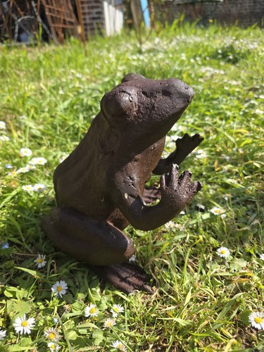 Statue grenouille fonte - en, /
