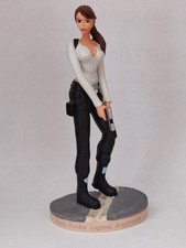 Legend ENGLAND Lara Croft Collection ATLAS Edition Resin Tomb Raider Figure