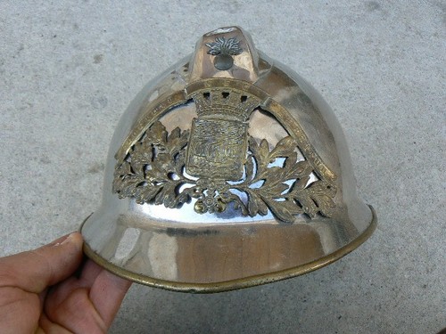 Ancien casque sapeurs pompiers - sapeurs,