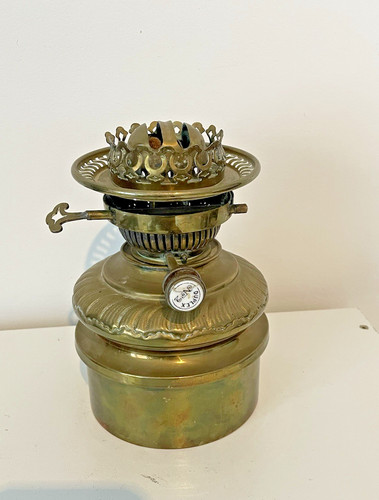 Lampe pétrole laiton - ,