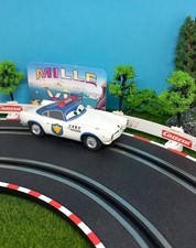 Voiture pour circuit Carrera