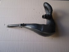 Pot d'échappement débridé