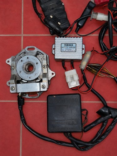 Lot pièces yamaha - lot, 250
