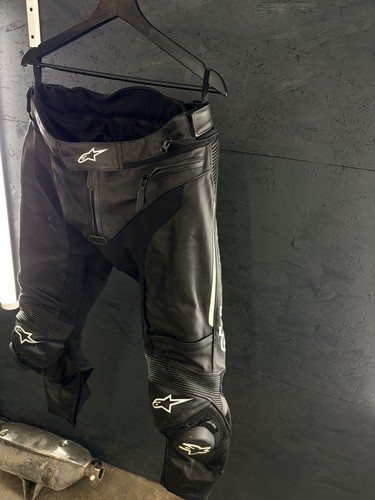 Combinaison moto pièce - pièce,