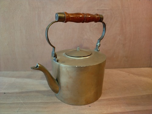 Bouilloire ancienne laiton - en,