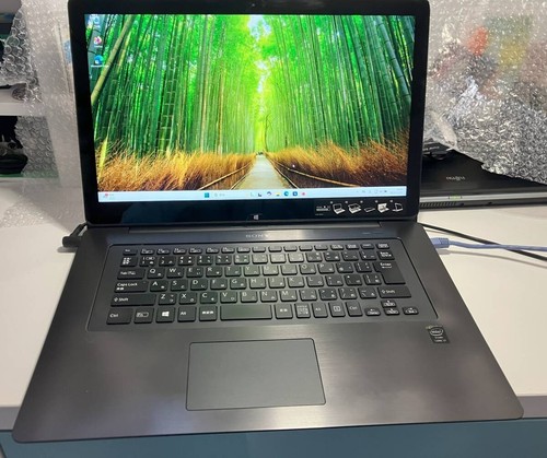 Sony vaio fit15 svf15n18djb - sony,