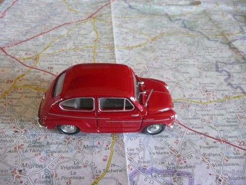 Fiat 600 berline ancienne - fiat,