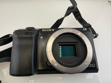 Sony Alpha NEX-7 24.3MP Body