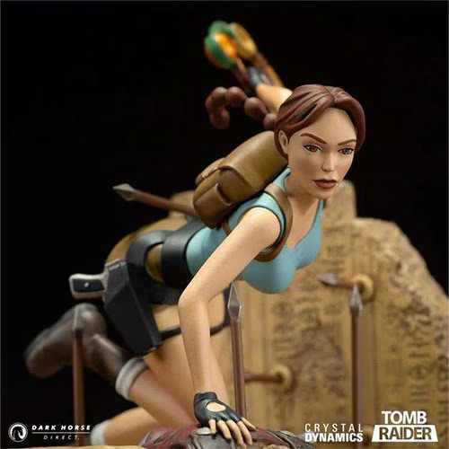 Tomb raider figurine lara - tomb,