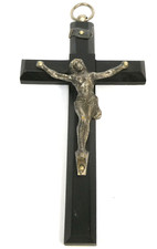 Croix Avec Corpus Christi En