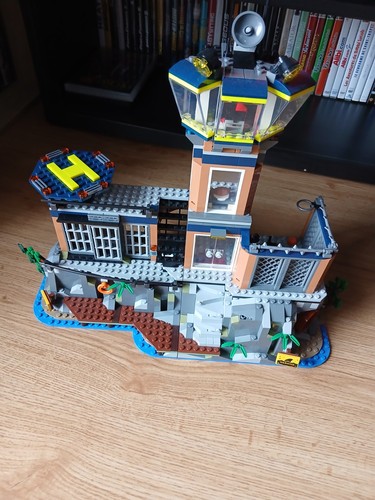 Lego city 60419 prison - la,