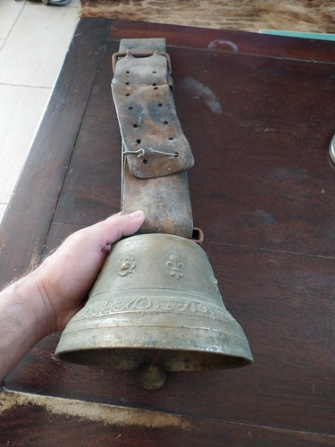 Sonnaille ancienne cloche - ancienne,