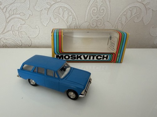 Vintage ussr moskvitch 427 - ussr,