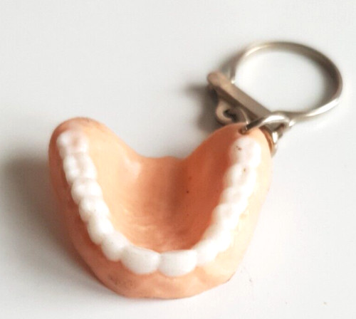 Ancien porte clés - porte-clés, curiosité
