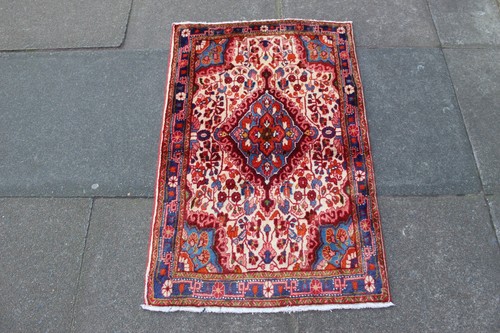 Tapis oriental traditionnel - tapis,