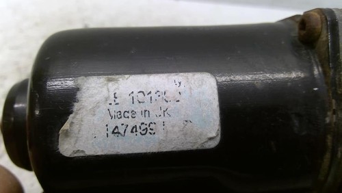 Moteur essuie glace avant