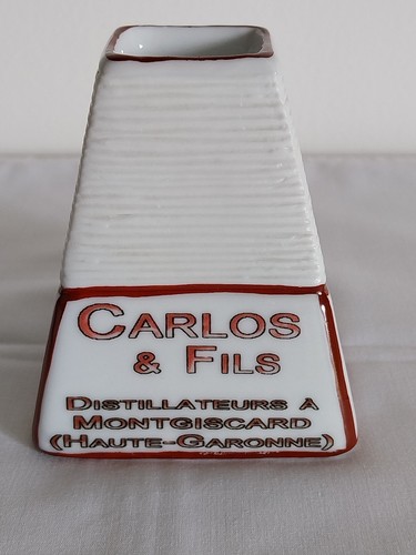 Pyrogene publicitaire carlos - publicitaire,