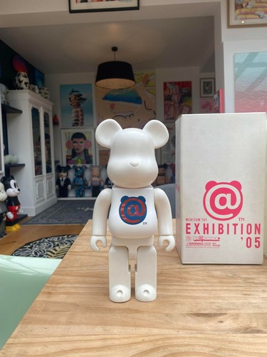 Bearbrick 400 exhibition 05 - 400%,