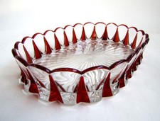 Coupe Verre ou Cristal Rouge Rubis Bohème St Louis ou Baccarat à Identifier