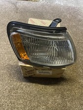 Toyota Carina E ST191 1992-1995 Front RH Indicator Light 81610-20530 Genuine New