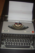 Machine à écrire Olivetti Tropical Nettoyée Révisée