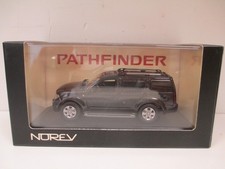 NISSAN PATHFINDER 4X4 Noir