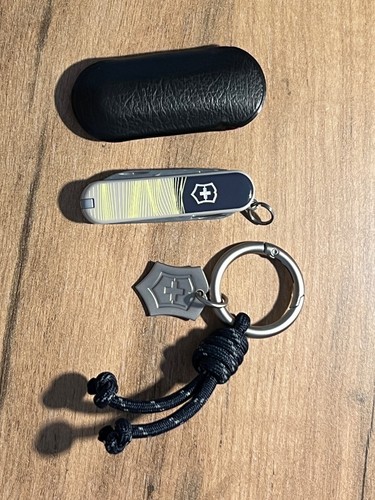 Victorinox classic sd new - victorinox,
