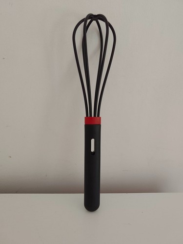 Tupperware chef series whisk - tupperware,