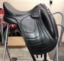 2018 Devoucoux Makila Harmonie Dressage Saddle 17.5/18" Seat M/MW Tree w/ D3D 2A