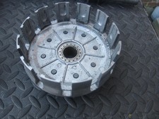 Cloche / couronne d'embrayage