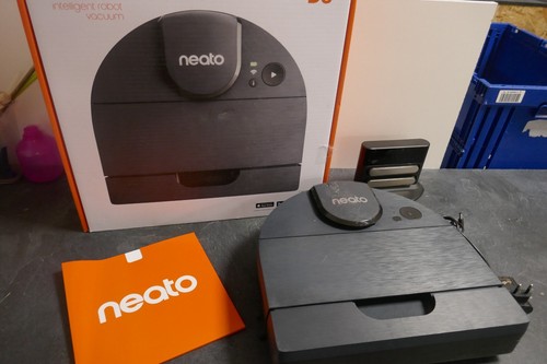 Aspirateur robot neato - robot, d8