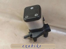 maitre cylindre de frein avant