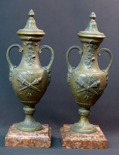 1890 belle paire cassolettes