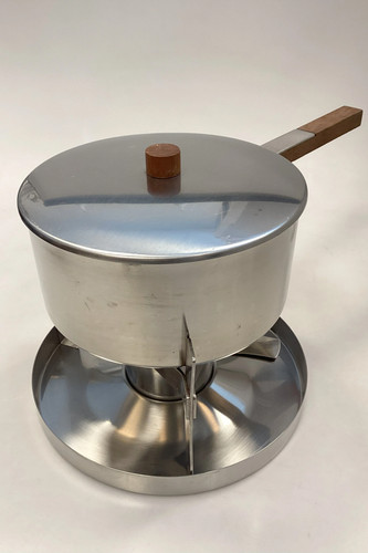 Ensemble casseroles à - de,