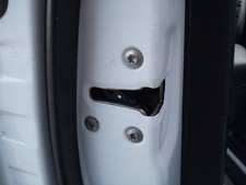 SERRURE DE PORTE AVANT GAUCHE