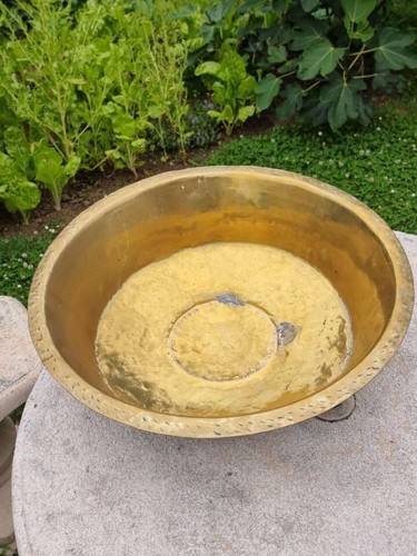 Ancienne grande bassine - , à