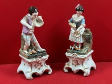 Paire de personnages en