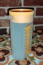 pichet gradué verseur en